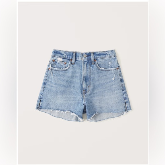 NWT- Abercrombie and Fitch- High Rise Mom Short - Size 36/22 - Picture 2 of 15